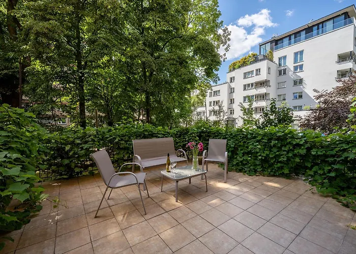 Solec 79a Mieszkanie Z Prywatnym Parkingiem Oraz Tarasem Oddzielna Sypialnia